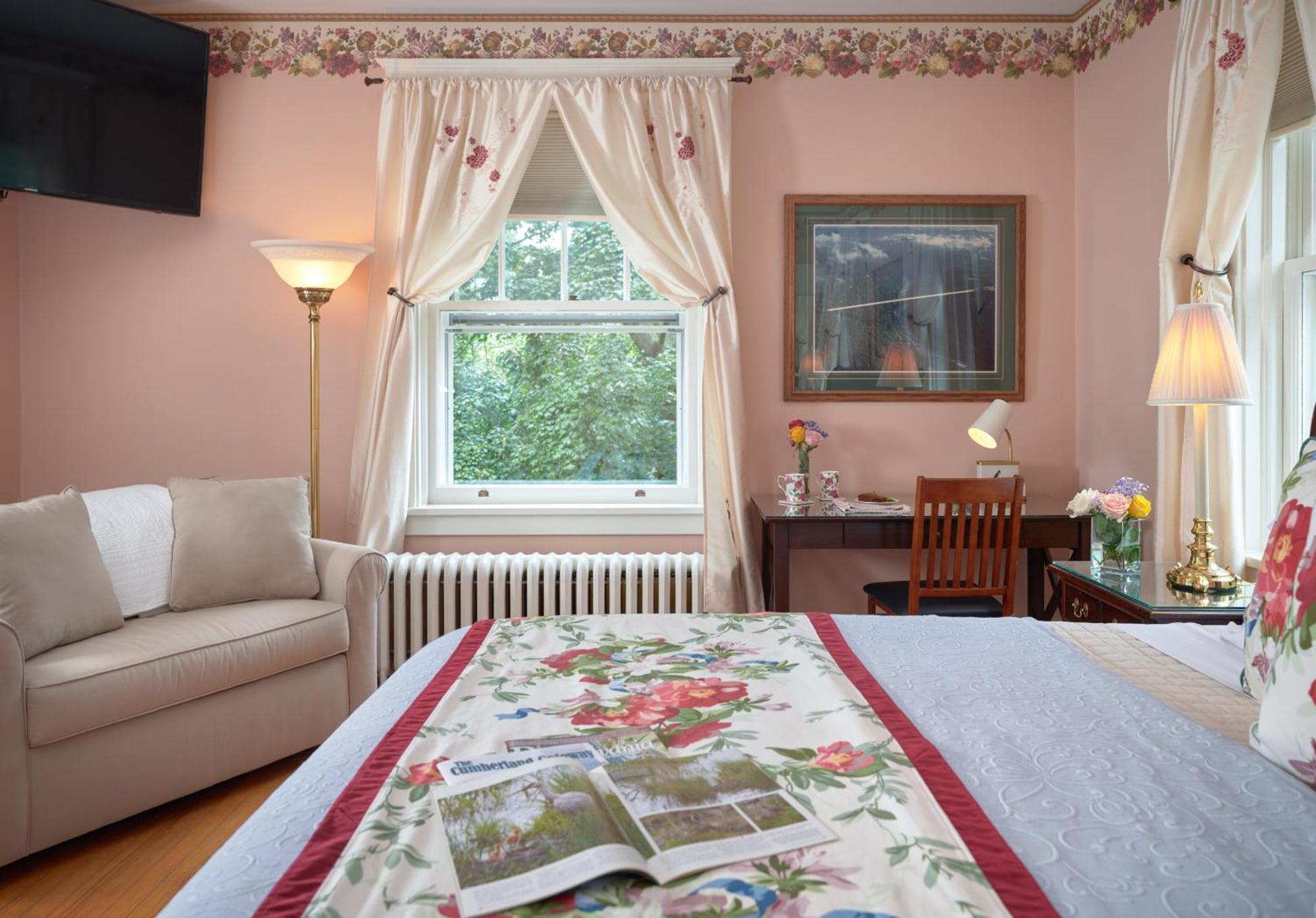 Mooreland Garden Inn Карлайл Экстерьер фото