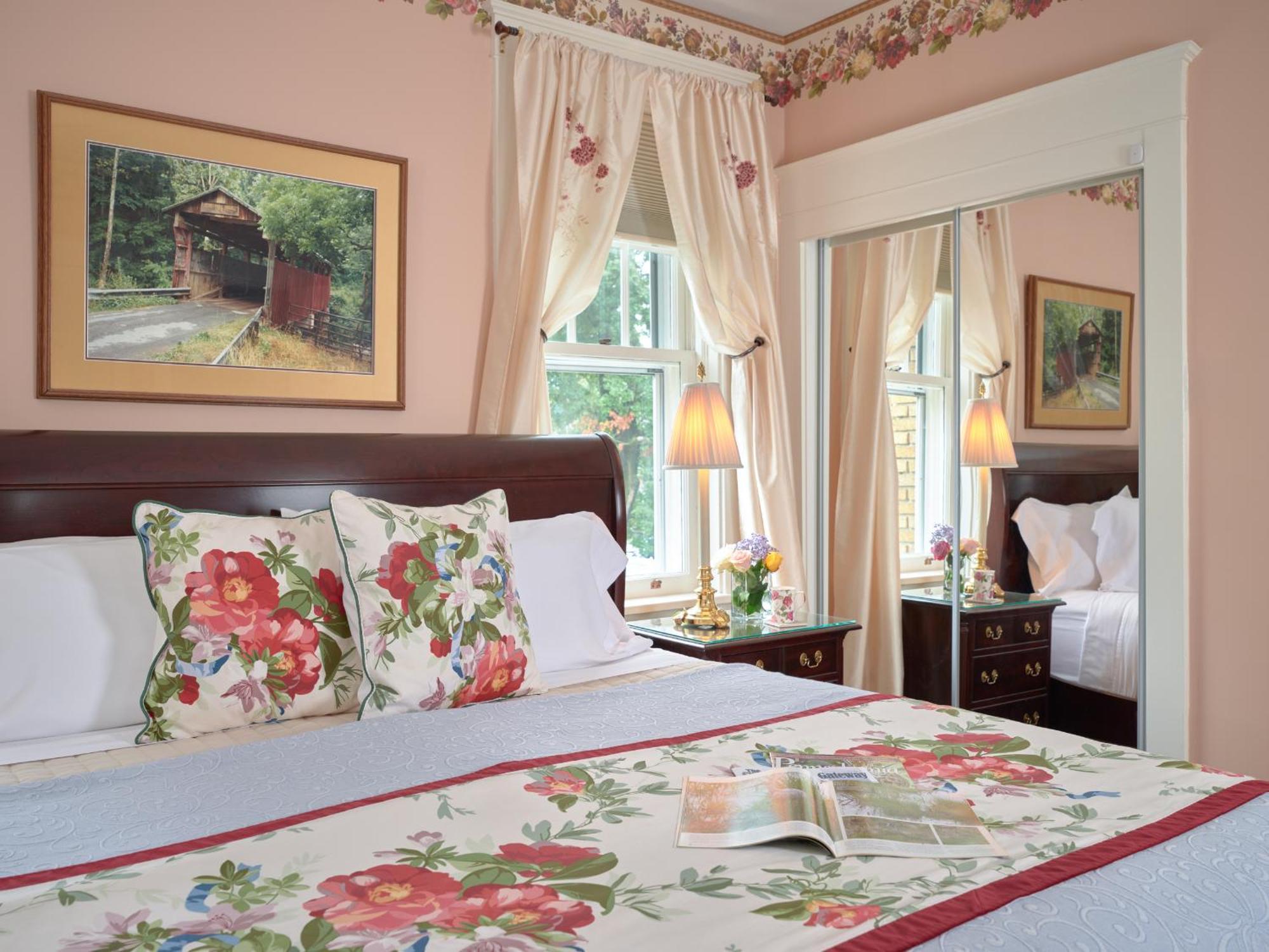 Mooreland Garden Inn Карлайл Экстерьер фото